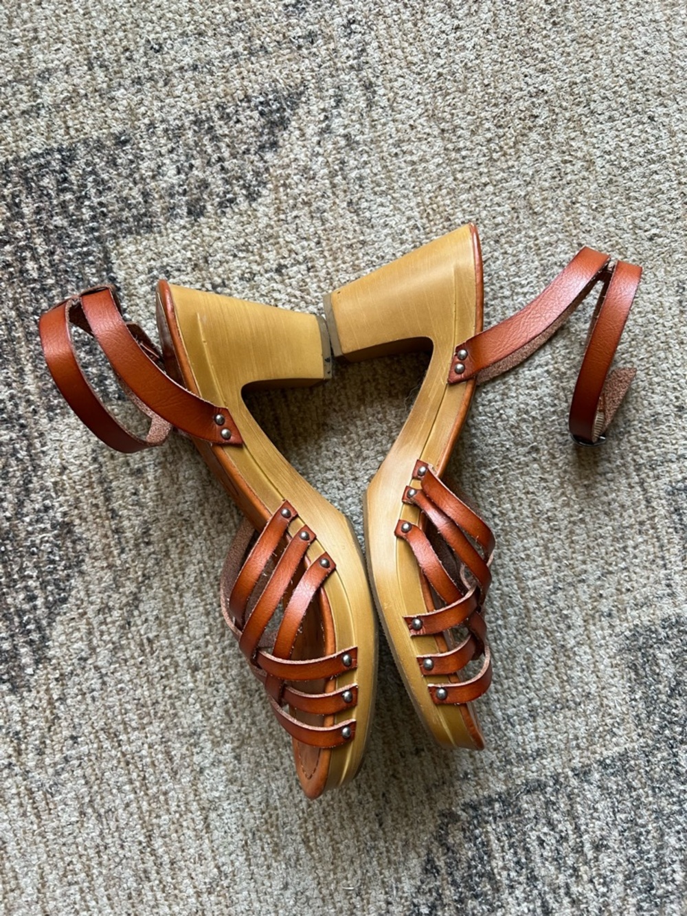 American Eagle Outfitters Women's Brown Strappy Leather Sandal Heels sz 9 - Picture 3 of 8